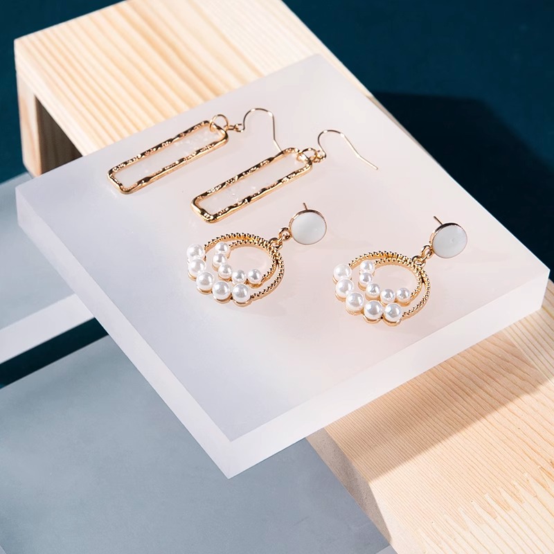 Matte Frosted Acrylic Jewelry  - đánh giá và giá Photography Lighting Guide